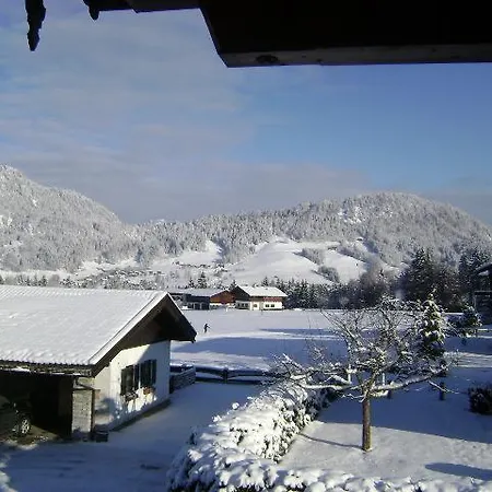 Haus Egger アパート *